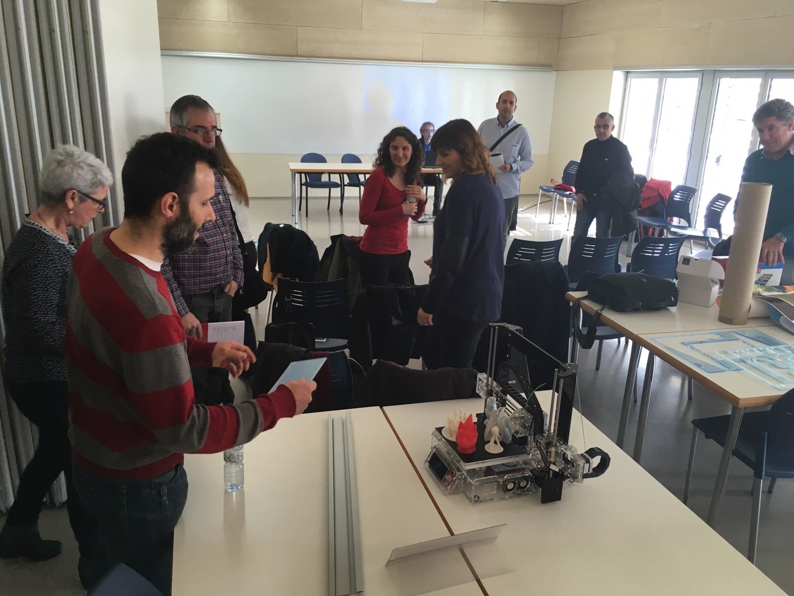 Las empresas traen sus residuos y estudian posibilidades de colaboración